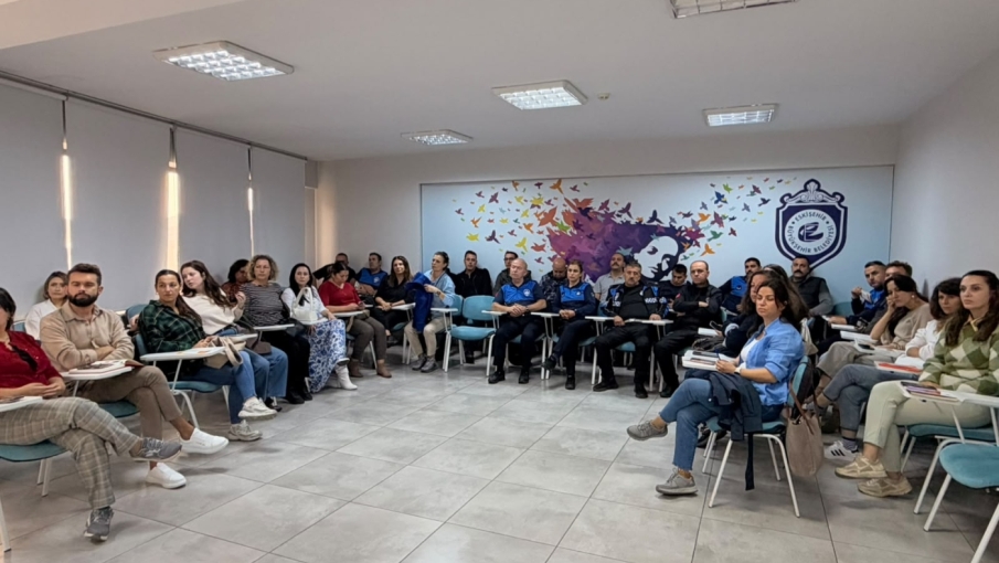 Eskişehir Büyükşehir Belediyesi personeline insan ticaretiyle mücadele eğitimi